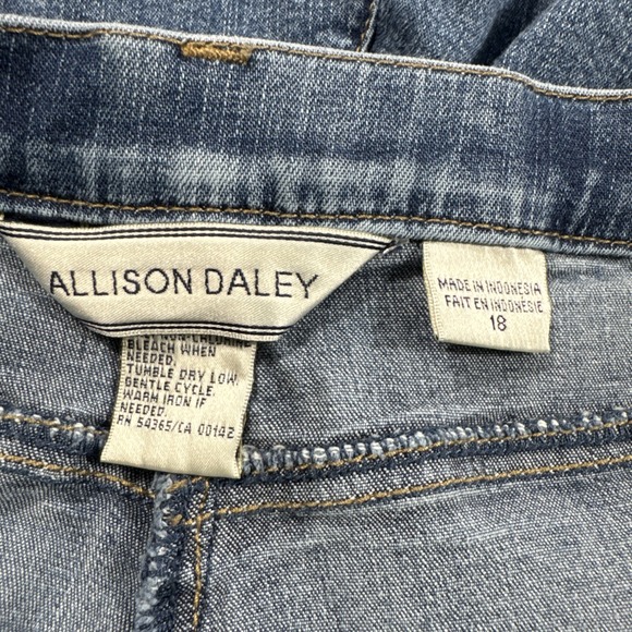 Allison Daley Denim Jeans Womens Size 18 Blue Medium Wash Stretch - Picture 2 of 10